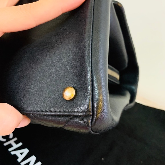 Chanel Trapezio top handle flap crossbody bag - Picture 8 of 14